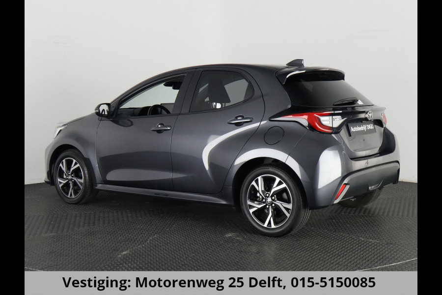 Toyota Yaris 1.5 HYBRID DYNAMIC PACK GARANTIE 2035 !! BIJNA NIEUW. CAMERA. APPEL/ANDROID/ ADAPTIVE