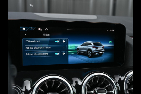 Mercedes-Benz GLA 250 e Business Solution AMG