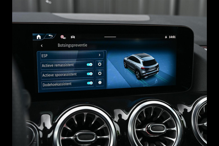 Mercedes-Benz GLA 250 e Business Solution AMG