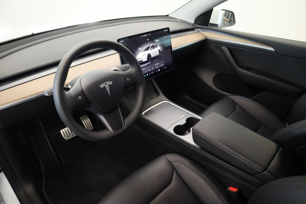 Tesla Model Y Performance AWD 75 kWh ACC Panoramadak HW3 !! 2e Pinksterdag geopend van 12:00 tot 17:00u !!
