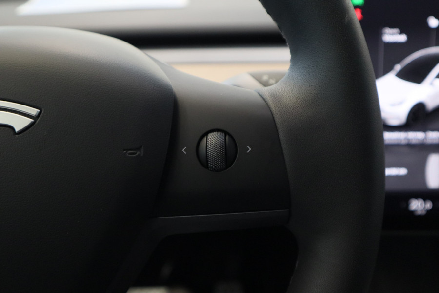 Tesla Model Y Performance AWD 75 kWh ACC Panoramadak HW3 !! 2e Pinksterdag geopend van 12:00 tot 17:00u !!