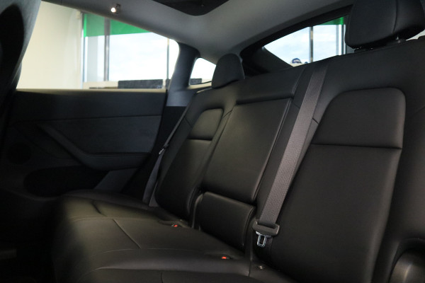 Tesla Model Y Performance AWD 75 kWh ACC Panoramadak HW3 !! 2e Pinksterdag geopend van 12:00 tot 17:00u !!