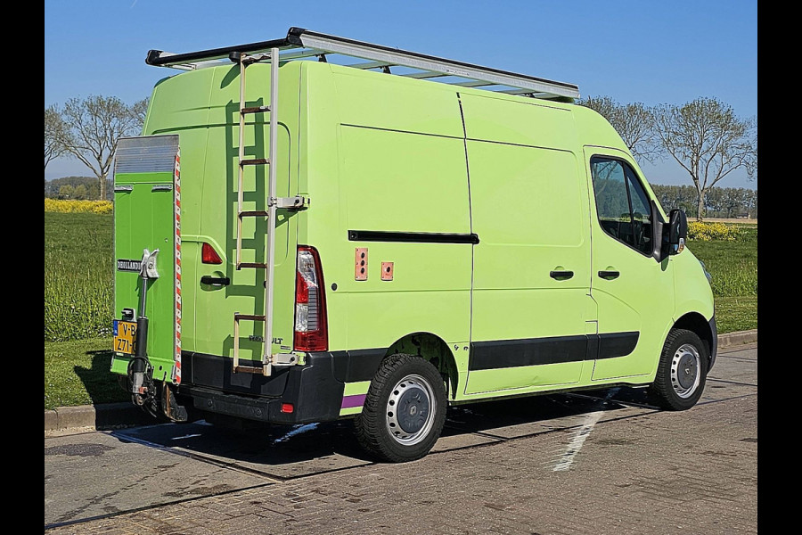 Renault Master T28 2.3 dCi L2H2 L2H2, Laadklep, airco, navi, camera, imperiaal, trap