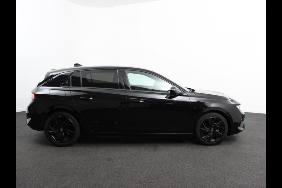 Opel Astra 1.2 Turbo GS Navigatie Apple Carplay/Android Auto Camera Parkeersensoren Adaptive Cruise Control Full LED Stoel-en stuurverwarming Virtual Cockpit Climate Control Lichtmetalen velgen