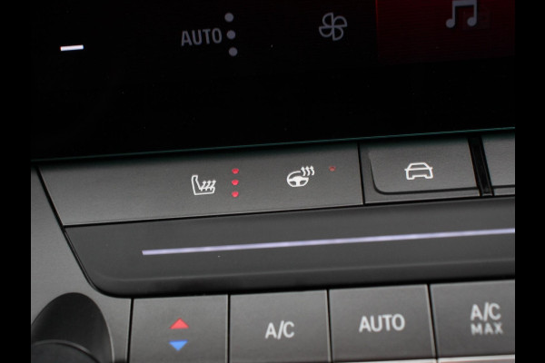 Opel Astra 1.2 Turbo GS Navigatie Apple Carplay/Android Auto Camera Parkeersensoren Adaptive Cruise Control Full LED Stoel-en stuurverwarming Virtual Cockpit Climate Control Lichtmetalen velgen