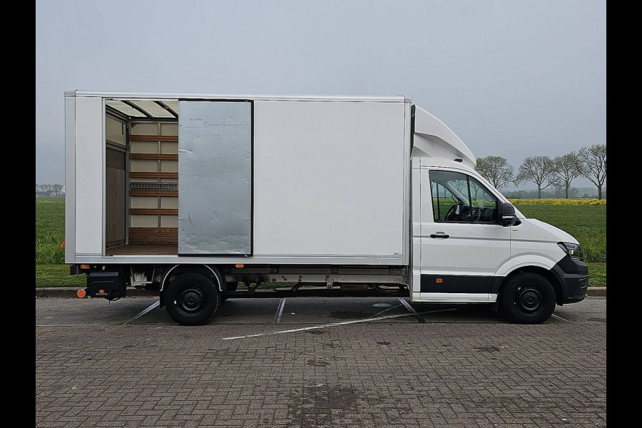 Volkswagen Crafter 35 2.0 TDI Bakwagen Laadklep Airco Zijdeur Spoiler Lat-om-Lat Betimmerd CruiseControl Carplay 140Pk Euro6!