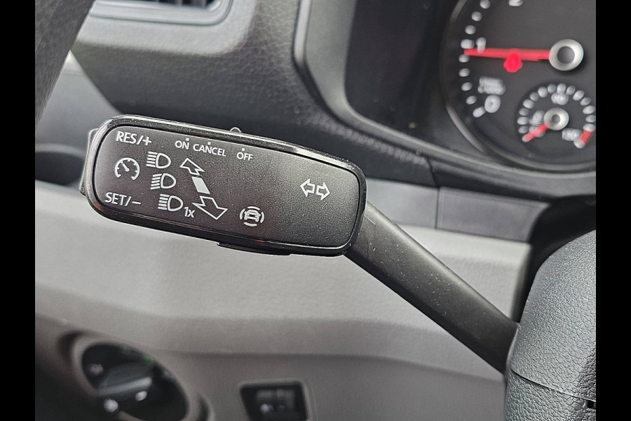 Volkswagen Crafter 35 2.0 TDI Bakwagen Laadklep Airco Zijdeur Spoiler Lat-om-Lat Betimmerd CruiseControl Carplay 140Pk Euro6!