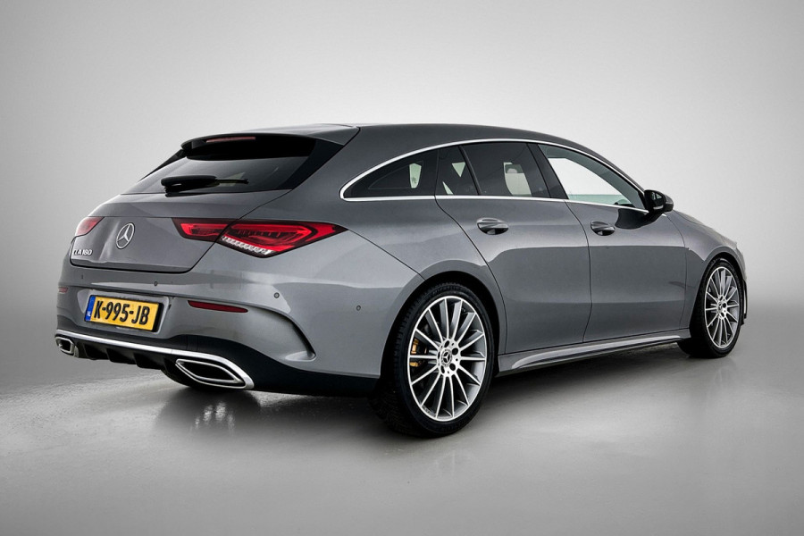 Mercedes-Benz CLA-Klasse Shooting Brake 180 Business Solution AMG(Goed ondH, SfeerVerlichting, Navi Groot, StoelV, Carplay, Etc)