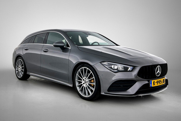 Mercedes-Benz CLA-Klasse Shooting Brake 180 Business Solution AMG(Goed ondH, SfeerVerlichting, Navi Groot, StoelV, Carplay, Etc)