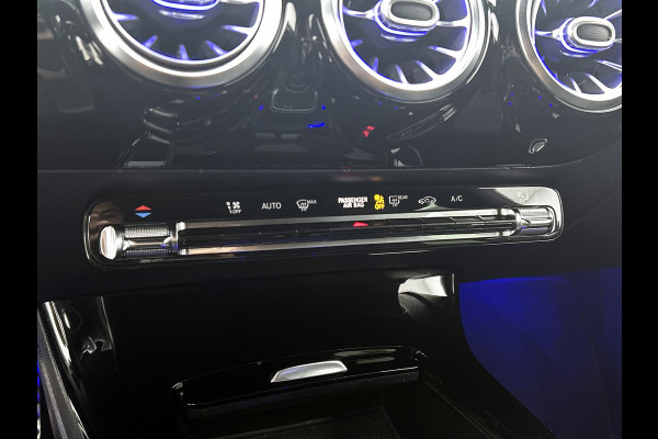 Mercedes-Benz CLA-Klasse Shooting Brake 180 Business Solution AMG(Goed ondH, SfeerVerlichting, Navi Groot, StoelV, Carplay, Etc)