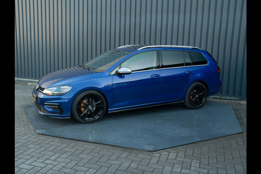Volkswagen Golf 1.5 TSI Highline Business R | Panodak | Groot Navi | Trekhaak afnb. | Keyless | Prijs Rijklaar!!