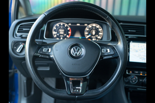 Volkswagen Golf 1.5 TSI Highline Business R | Panodak | Groot Navi | Trekhaak afnb. | Keyless | Prijs Rijklaar!!