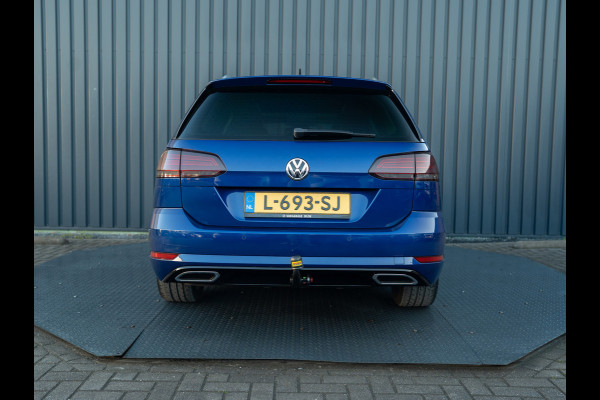 Volkswagen Golf 1.5 TSI Highline Business R | Panodak | Groot Navi | Trekhaak afnb. | Keyless | Prijs Rijklaar!!