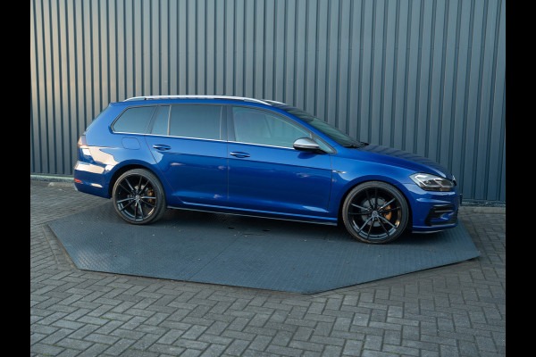 Volkswagen Golf 1.5 TSI Highline Business R | Panodak | Groot Navi | Trekhaak afnb. | Keyless | Prijs Rijklaar!!
