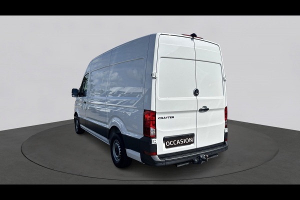 Volkswagen Crafter L3H3 2.0 TDI 140pk 3.5T Highline / Geveerde stoel / Camera / Trekhaak / App Connect