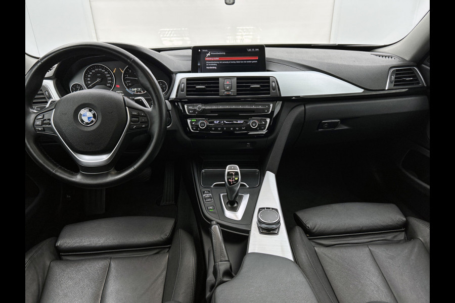 BMW 4 Serie Gran Coupé 430i xDrive High Executive(Dealer OndH, Panorama, StoelV, Climate Con, PDC V+A, Navi Prof, Lane Assist,Etc)
