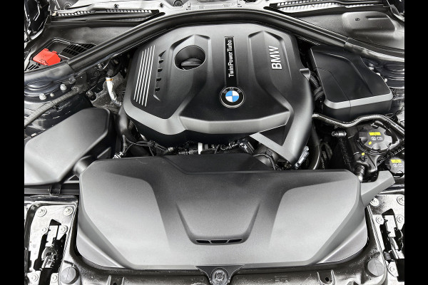 BMW 4 Serie Gran Coupé 430i xDrive High Executive(Dealer OndH, Panorama, StoelV, Climate Con, PDC V+A, Navi Prof, Lane Assist,Etc)