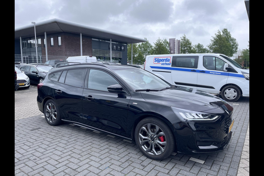 Ford FOCUS Wagon 1.0 EcoBoost Hybrid ST Line X | Automaat | Winter Pack | Driver Assistance Pack | Camera | Privacy Glass