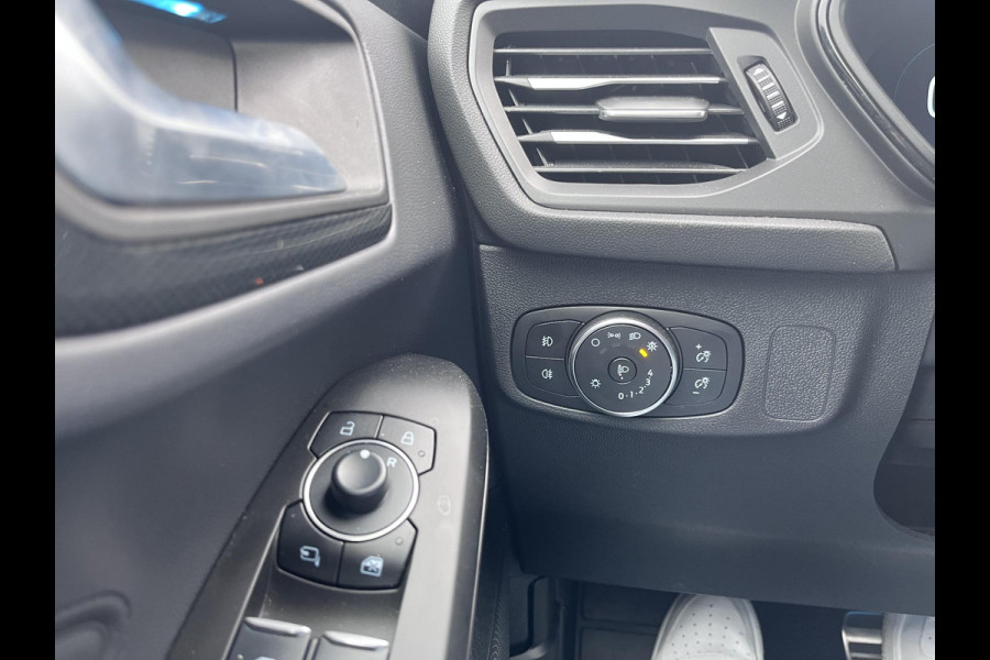 Ford FOCUS Wagon 1.0 EcoBoost Hybrid ST Line X | Automaat | Winter Pack | Driver Assistance Pack | Camera | Privacy Glass