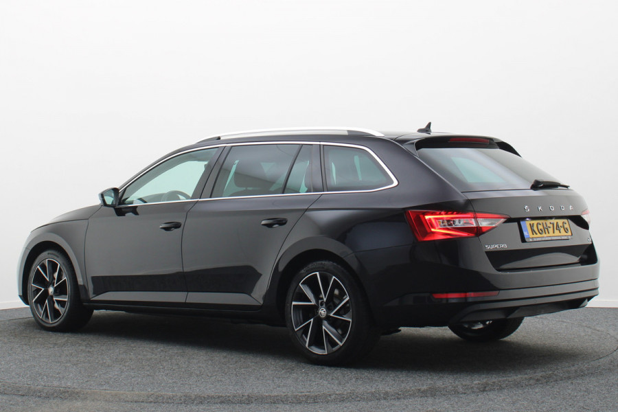 Škoda Superb Combi 1.4 TSI PHEV Sportline Business SOH 100%, Virtual Cockpit, Keyless, Camera, Apple Carplay, PDC, 18"