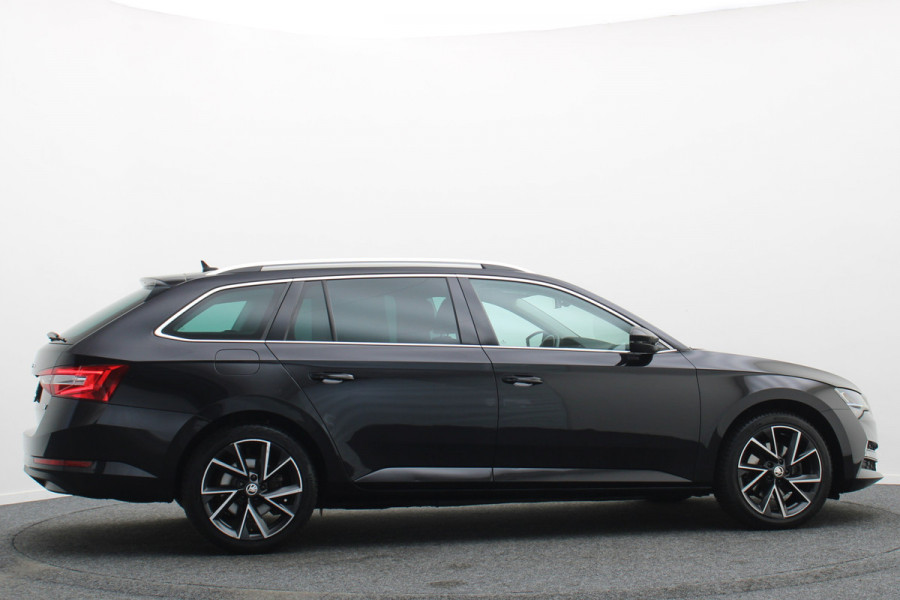 Škoda Superb Combi 1.4 TSI PHEV Sportline Business SOH 100%, Virtual Cockpit, Keyless, Camera, Apple Carplay, PDC, 18"