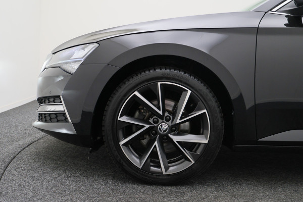Škoda Superb Combi 1.4 TSI PHEV Sportline Business SOH 100%, Virtual Cockpit, Keyless, Camera, Apple Carplay, PDC, 18"