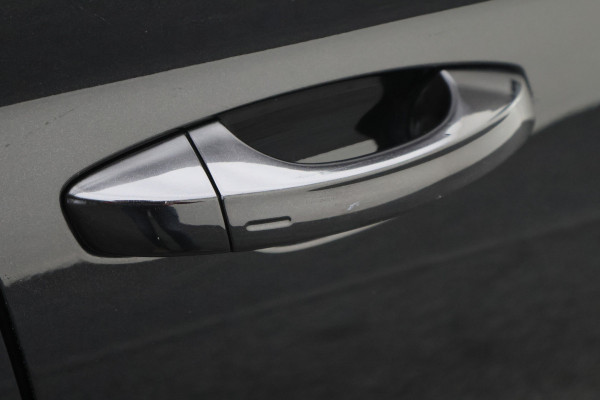 Škoda Superb Combi 1.4 TSI PHEV Sportline Business SOH 100%, Virtual Cockpit, Keyless, Camera, Apple Carplay, PDC, 18"
