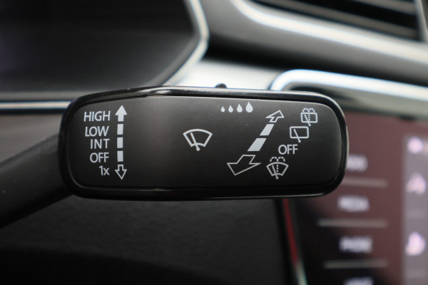 Škoda Superb Combi 1.4 TSI PHEV Sportline Business SOH 100%, Virtual Cockpit, Keyless, Camera, Apple Carplay, PDC, 18"