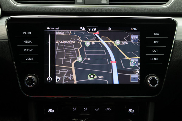 Škoda Superb Combi 1.4 TSI PHEV Sportline Business SOH 100%, Virtual Cockpit, Keyless, Camera, Apple Carplay, PDC, 18"