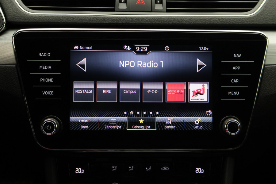 Škoda Superb Combi 1.4 TSI PHEV Sportline Business SOH 100%, Virtual Cockpit, Keyless, Camera, Apple Carplay, PDC, 18"