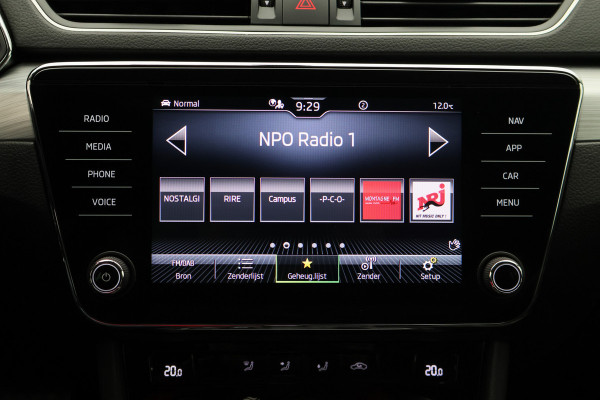 Škoda Superb Combi 1.4 TSI PHEV Sportline Business SOH 100%, Virtual Cockpit, Keyless, Camera, Apple Carplay, PDC, 18"