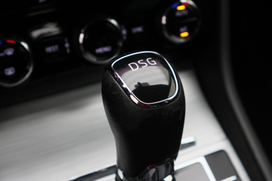 Škoda Superb Combi 1.4 TSI PHEV Sportline Business SOH 100%, Virtual Cockpit, Keyless, Camera, Apple Carplay, PDC, 18"