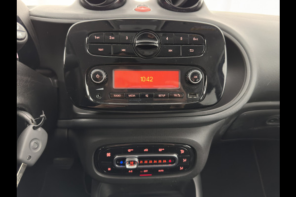Smart Forfour EQ Essential 18 kWh [ 3-Fase-22kW ] {SOH-93%} (INCL-BTW) *LEATHER | HEATED-COMFORTSEATS | PRIVACY-GLASS | AIRCO | CRUISE | 15''ALU*