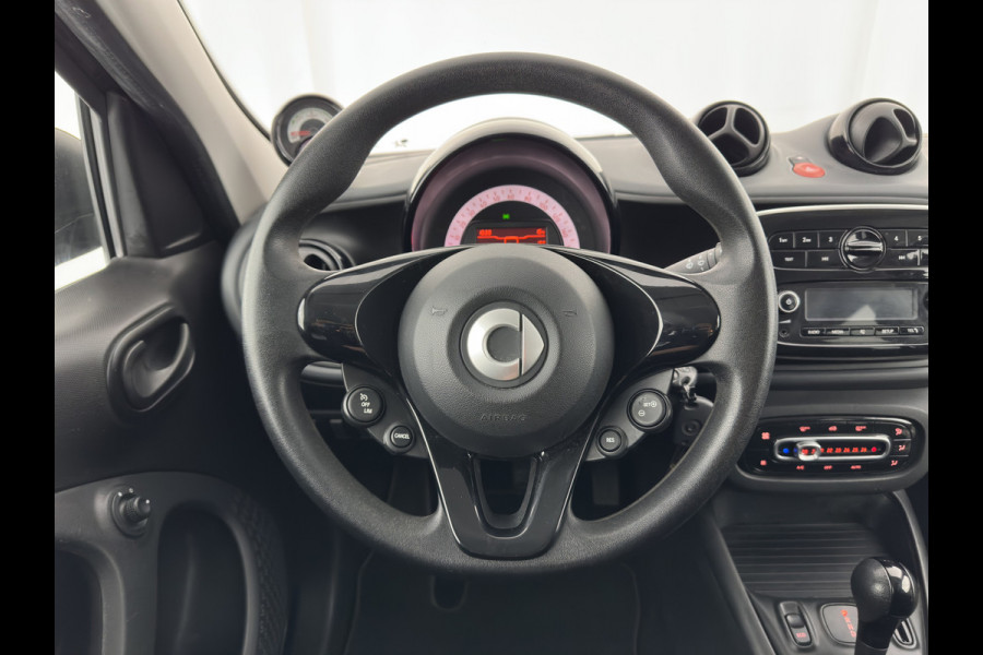 Smart Forfour EQ Essential 18 kWh [ 3-Fase-22kW ] {SOH-93%} (INCL-BTW) *LEATHER | HEATED-COMFORTSEATS | PRIVACY-GLASS | AIRCO | CRUISE | 15''ALU*