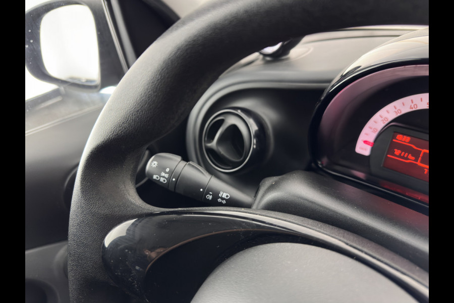 Smart Forfour EQ Essential 18 kWh [ 3-Fase-22kW ] {SOH-93%} (INCL-BTW) *LEATHER | HEATED-COMFORTSEATS | PRIVACY-GLASS | AIRCO | CRUISE | 15''ALU*