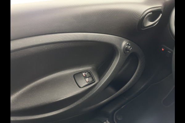 Smart Forfour EQ Essential 18 kWh [ 3-Fase-22kW ] {SOH-93%} (INCL-BTW) *LEATHER | HEATED-COMFORTSEATS | PRIVACY-GLASS | AIRCO | CRUISE | 15''ALU*