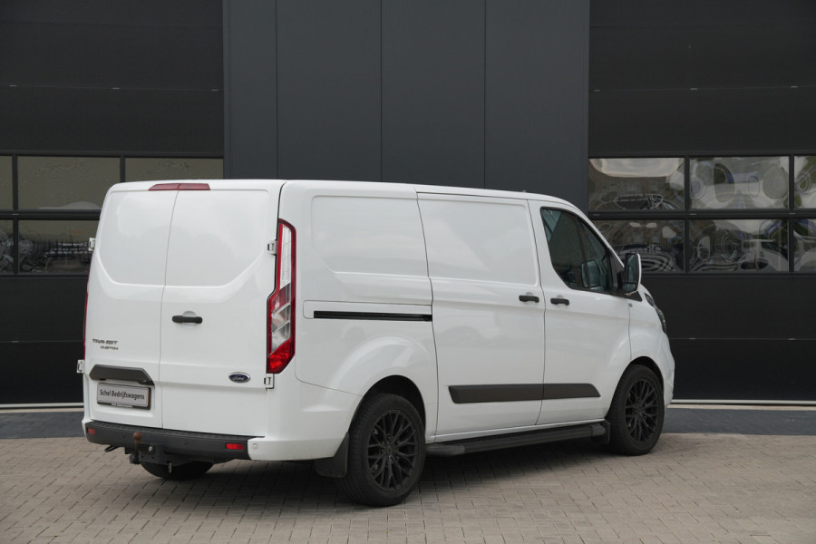 Ford Transit Custom 300 2.0 TDCI L1H1 Trend 130pk - Trekhaak - Carplay - Stoelverwarming - Cruise - Sidesteps - Rijklaar