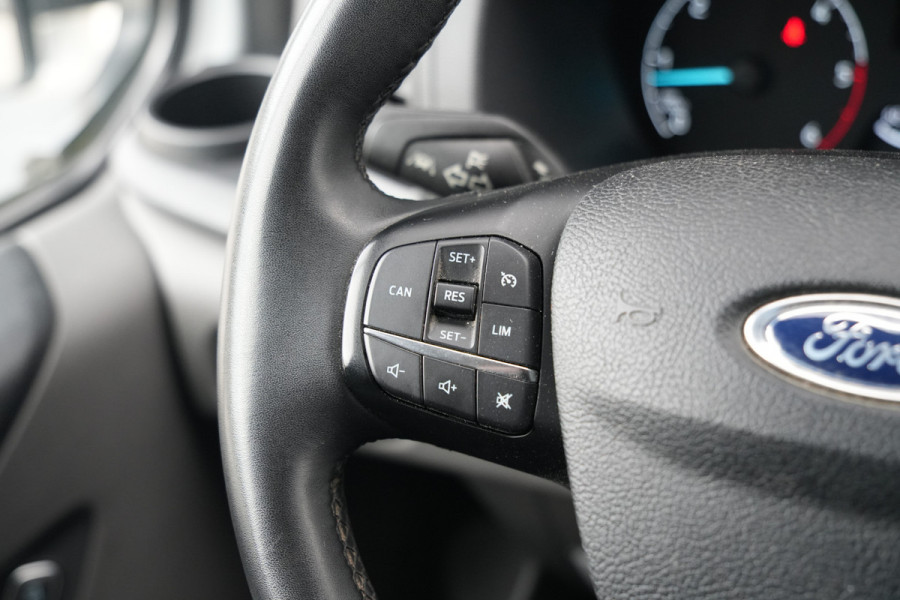 Ford Transit Custom 300 2.0 TDCI L1H1 Trend 130pk - Trekhaak - Carplay - Stoelverwarming - Cruise - Sidesteps - Rijklaar