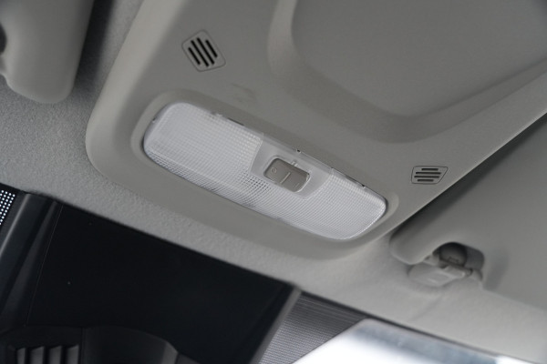 Ford Transit Custom 300 2.0 TDCI L1H1 Trend 130pk - Trekhaak - Carplay - Stoelverwarming - Cruise - Sidesteps - Rijklaar