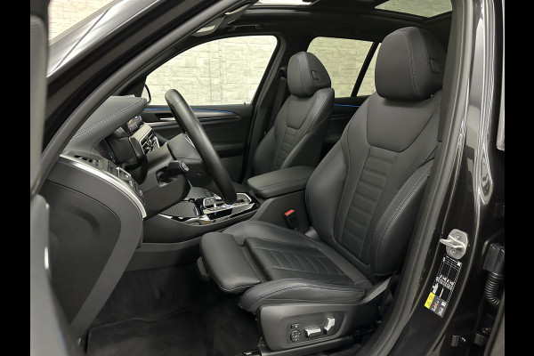 BMW iX3 M-Sport 80 kWh | 99% SOH | Panorama | ACC | 360 Camera | Harman-Kardon | Leder | Memory | Sfeerverlichting | Keyless-Entry | Head-Up | 3-Zone Clima | Stuurverwarming | Carplay | LED | Rijklaar incl. Bovag garantie
