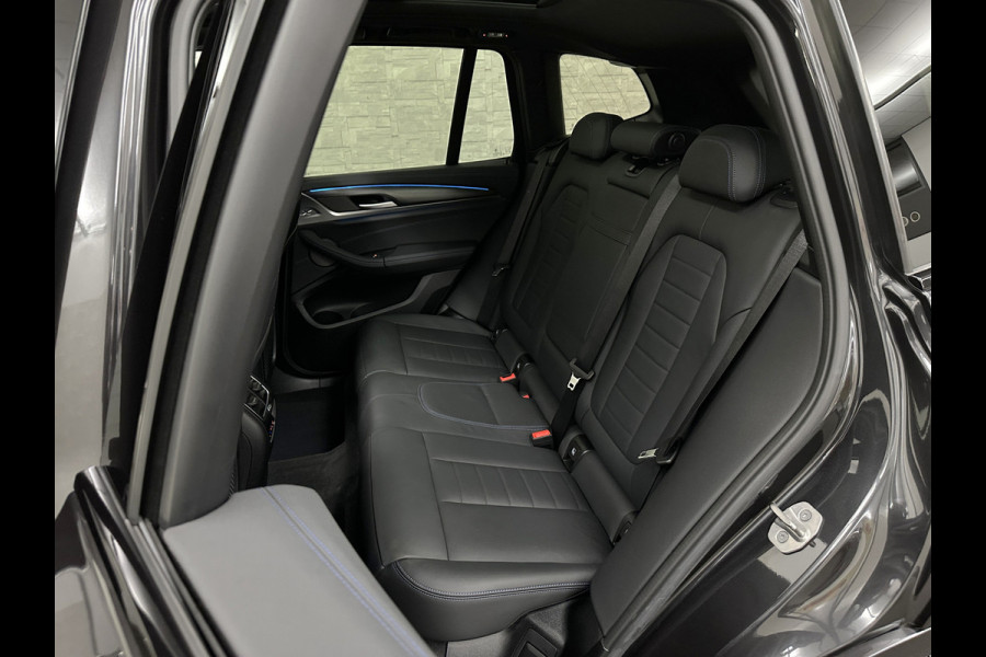 BMW iX3 M-Sport 80 kWh | 99% SOH | Panorama | ACC | 360 Camera | Harman-Kardon | Leder | Memory | Sfeerverlichting | Keyless-Entry | Head-Up | 3-Zone Clima | Stuurverwarming | Carplay | LED | Rijklaar incl. Bovag garantie