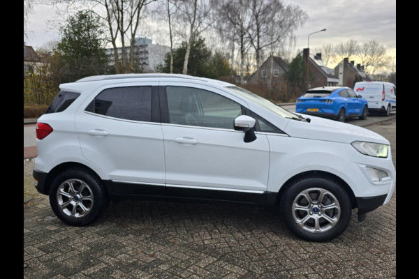 Ford EcoSport 1.0 EcoBoost Titanium 125pk | Navigatie | Winter Pack | Apple Carplay / Android Auto | PDC Achter | Cruise Control | Privacy Glass