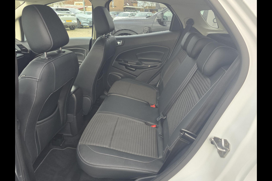 Ford EcoSport 1.0 EcoBoost Titanium 125pk | Navigatie | Winter Pack | Apple Carplay / Android Auto | PDC Achter | Cruise Control | Privacy Glass