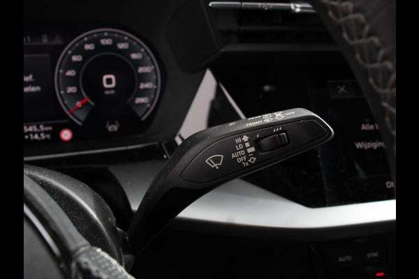 Audi A3 Sportback 30 TFSI S edition S-tronic Navigatie Apple Carplay/Android Auto Parkeersensoren Adaptive Cruise Control Full Led Climate Control Virtual Cockpit Lichtmetalen velgen