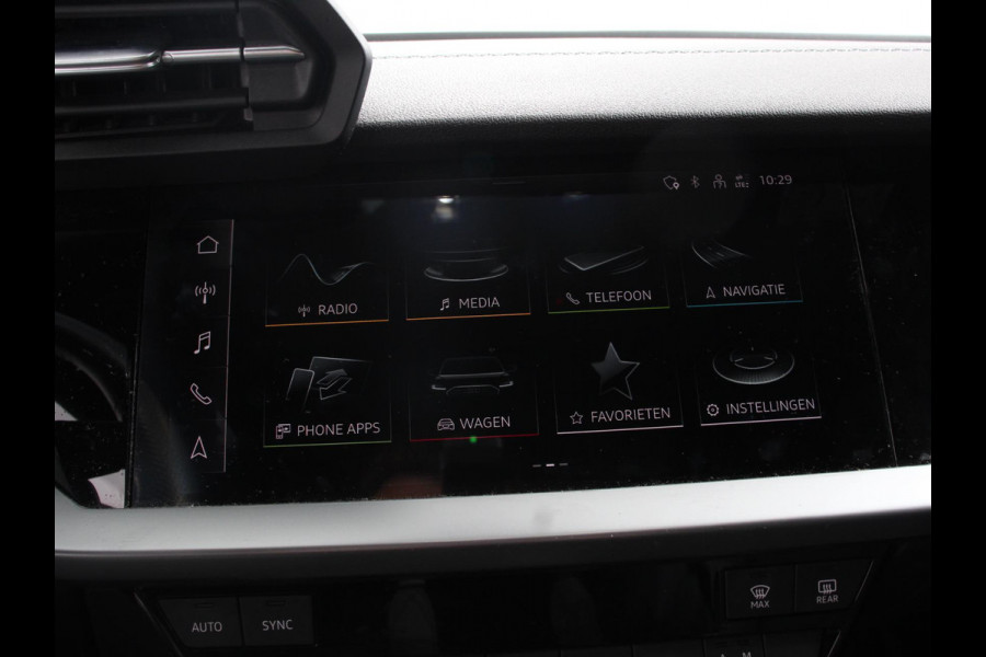 Audi A3 Sportback 30 TFSI S edition S-tronic Navigatie Apple Carplay/Android Auto Parkeersensoren Adaptive Cruise Control Full Led Climate Control Virtual Cockpit Lichtmetalen velgen