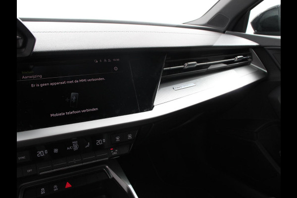 Audi A3 Sportback 30 TFSI S edition S-tronic Navigatie Apple Carplay/Android Auto Parkeersensoren Adaptive Cruise Control Full Led Climate Control Virtual Cockpit Lichtmetalen velgen