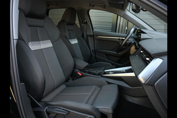 Audi A3 Sportback 40 TFSI e S-Line | Soh% 92,5 | Sportstoel | Adaptive cruise control | Led | Stoelverwarming
