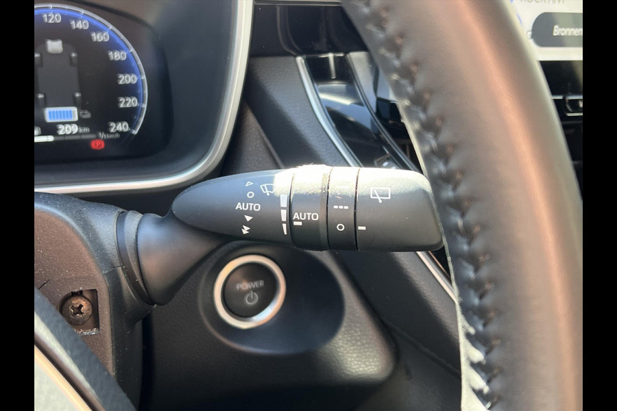 Toyota Corolla Cross 2.0 High Power Hybrid Style | Elektrische achterklep, Dodehoekherkenning, 18 inch, Stoel + Stuurverwarming