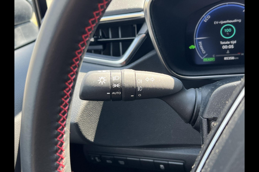 Toyota Corolla 1.8 Hybrid GR Sport | Eerste eigenaar, Parkeersensoren, Stoelverwarming, 18inch, Dynamic Grey, Nieuwe multimedia