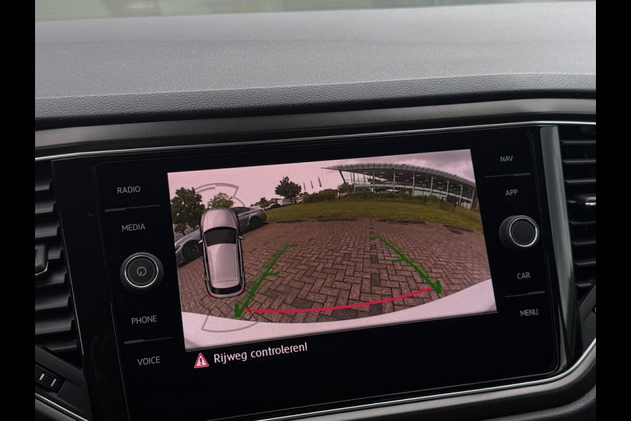 Volkswagen T-Roc 1.5 TSI Sport Navi|Camera|Stoelver|Stuurverwarming
